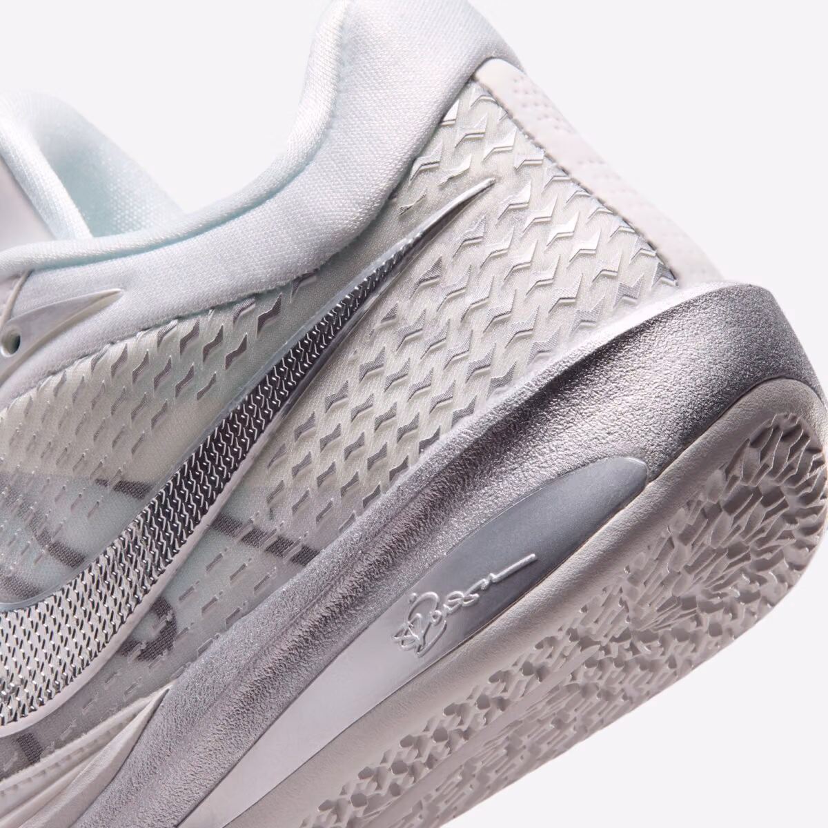 Nike Sabrina 4 'Light Work': An Exercise in Minimalist White-and-Silver Design