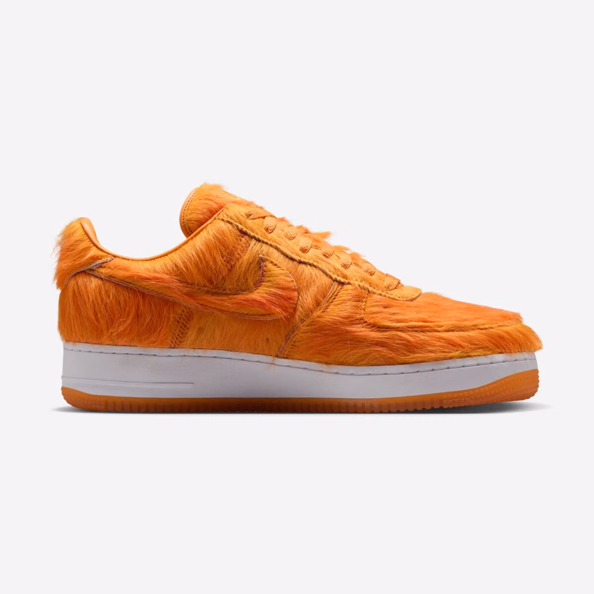 毛料上身的 Air Force 1：這次連皮革都不夠看