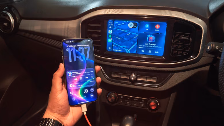 Wired or wireless CarPlay—it really depends on how you drive