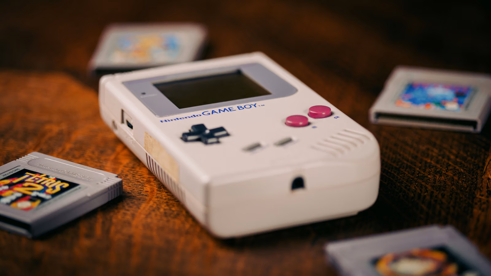 老 Game Boy 電池荒怎麼救？從鎳氫充電到 USB-C 改裝的實際解法